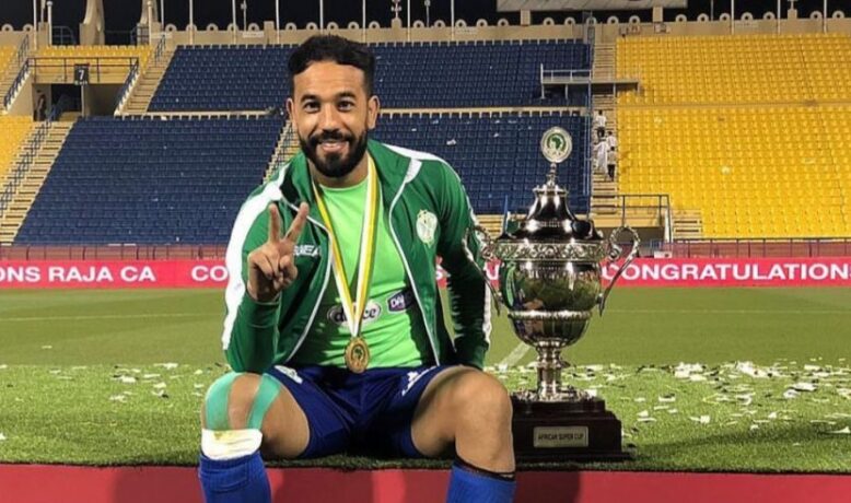 الزنيتي يوضح موقفه لجماهير الرجاء (صور)