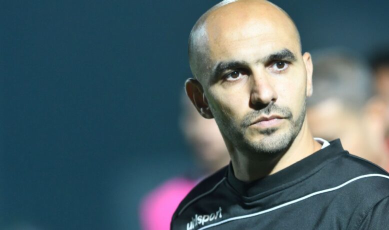 الركراكي يفاجئ لاعبي الوداد قبل مواجهة الزمالك