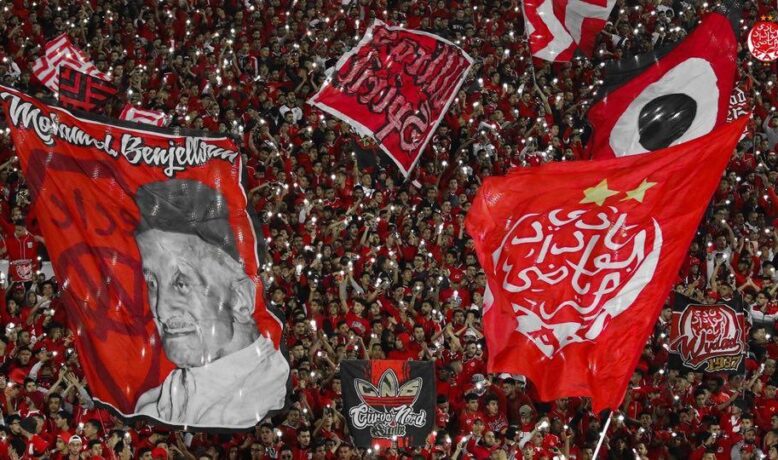 جماهير الوداد تعبر عن فخرها بحصيلة الفريق وتضع طلبها للإدارة