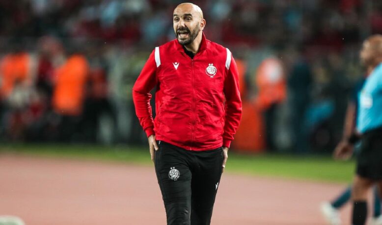 الركراكي يرفض عروضا خليجية