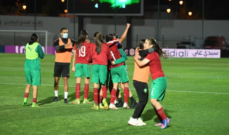   خبير كرة قدم إفريقي يوضح حقيقة اتهامات المنتخب الغاني سيدات ضد المغرب