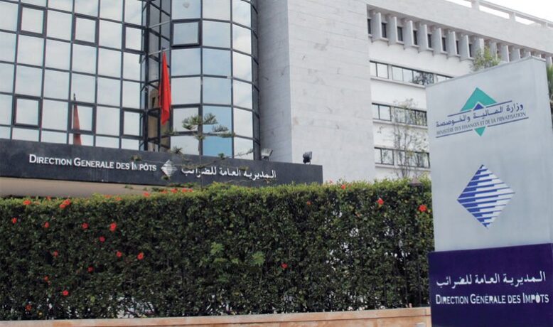 مديرية الضرائب تصدم الرجاء بدين 6 ملايير سنتيم