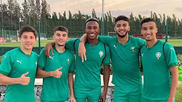 لاعب ودادي يلتحق بمعسكر الأسود