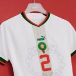 المنتخب المغربي يعتمد الأحمر والأبيض في قطر 2022