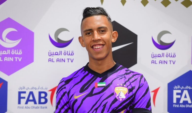 الرحيمي يتوج بجائزة لاعب الشهر