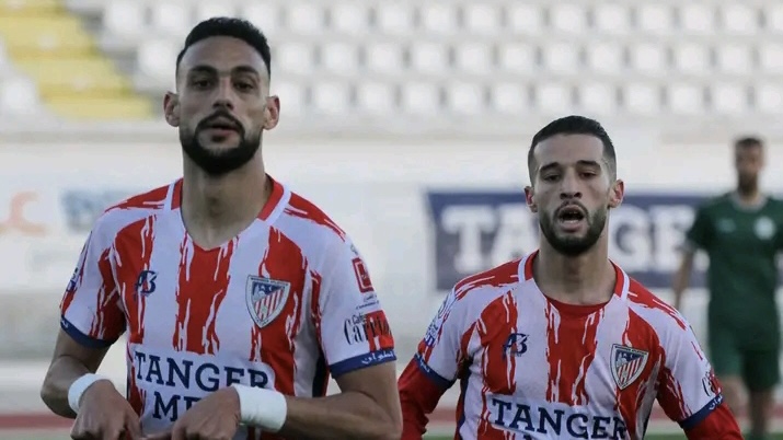 الغازي يفاوض ثلاث لاعبين للتراجع عن مغادرة المغرب التطواني