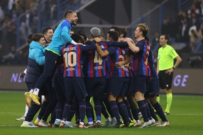 برشلونة يحسم كأس السوبر على حساب ريال مدريد