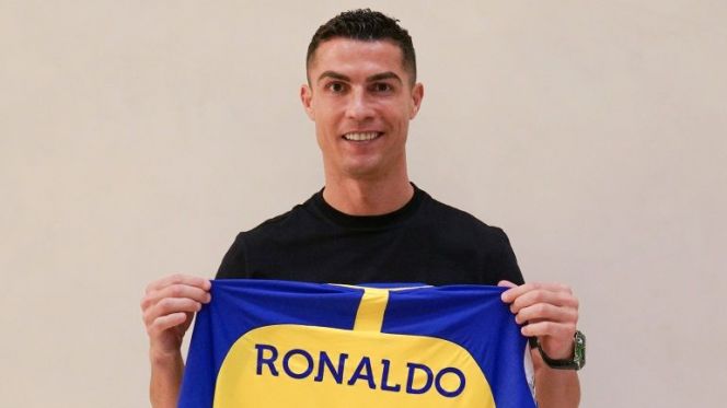 من بينها نصف مليار يورو قيمة العقد..مفاجآت في عقد رونالدو مع النصر