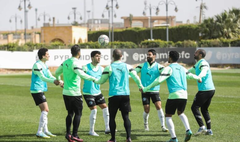 غيابات وازنة في لائحة بيراميدز أمام الجيش الملكي