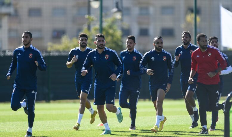 القندوسي يلتحق بالأهلي في الموندياليتو