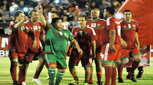 مباراة استعراضية بين قدماء المنتخب المغربي وأساطير العالم