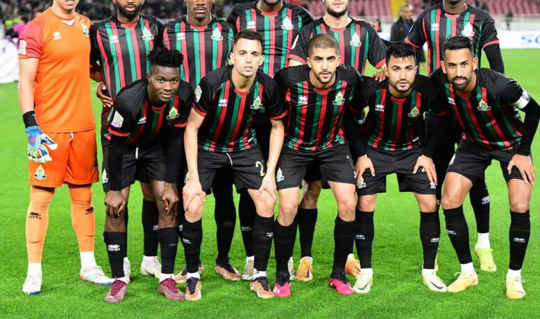 بورغيس يعود لقائمة الجيش الملكي في مواجهة الدفاع الجديدي