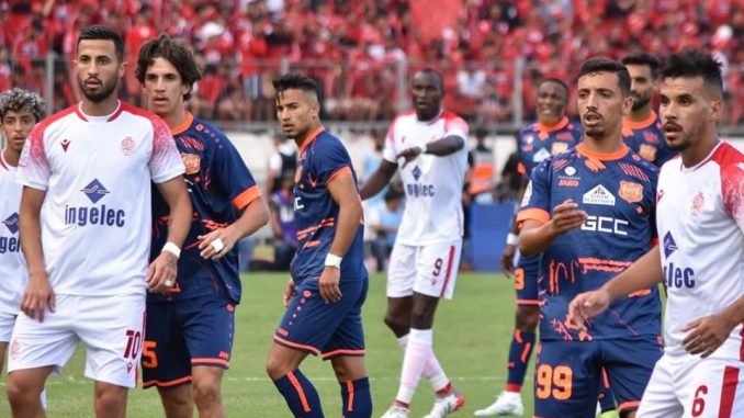 الدفاع الحسني الجديدي يستعيد أبرز لاعبيه أمام الوداد