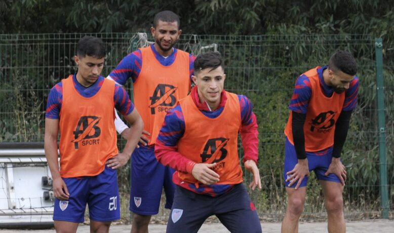 المغرب التطواني ينهي تداريبه بتطوان قبل القدوم البيضاء للقاء الوداد