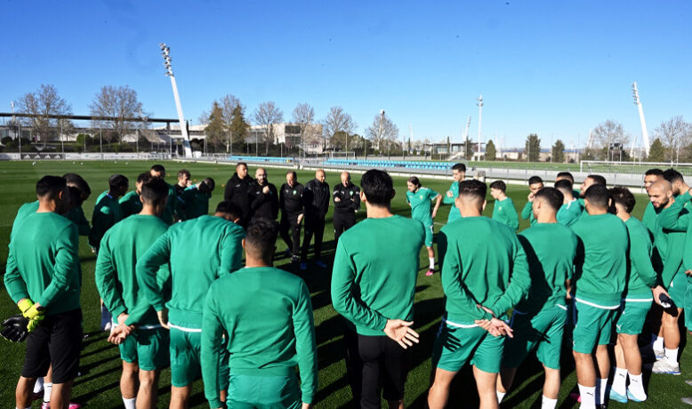 معسكر للمنتخب المغربي قبل مبارتيه أمام الرأس الأخضر وجنوب أفريقيا