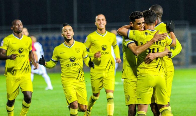 المغرب الفاسي يسعى لتحصين أحد نجومه