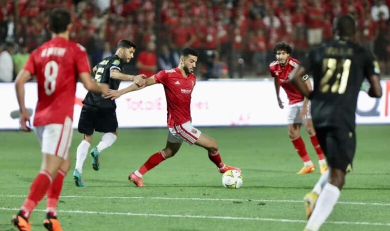 بوهرة يتسبب في غضبة تقنية داخل الأهلي المصري