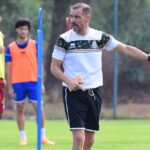 الجيش الملكي يتعاقد مع مدربه السابق داكروز