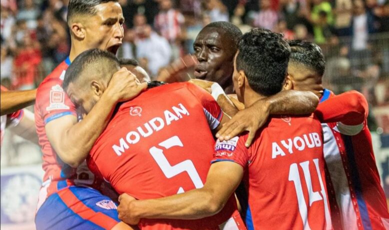 المغرب التطواني يُكرم ضيفه الفتح الرباطي